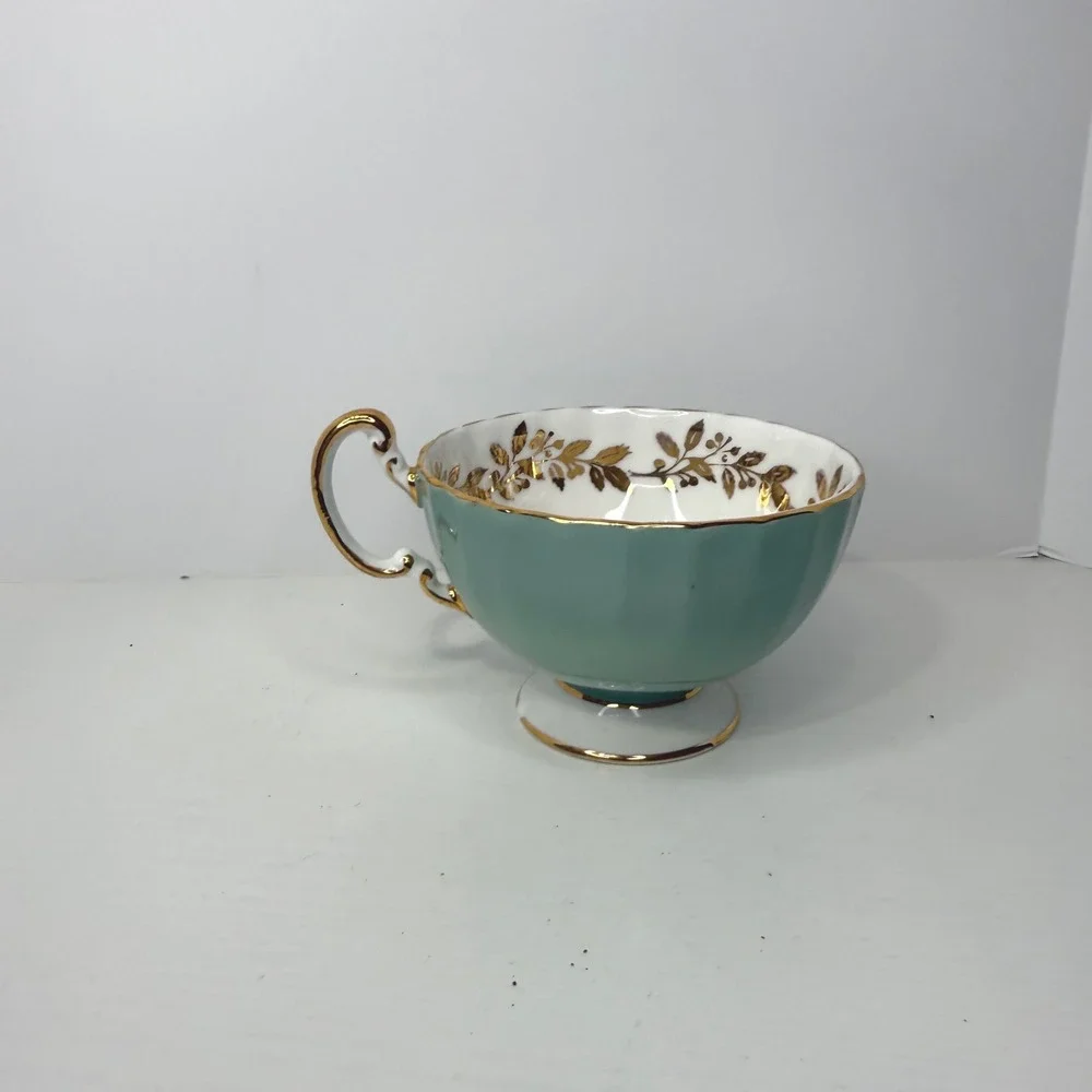 Aynsley Fine English Bone China Teacup Green Gold Leaf‎ Fruit Scene Numbered